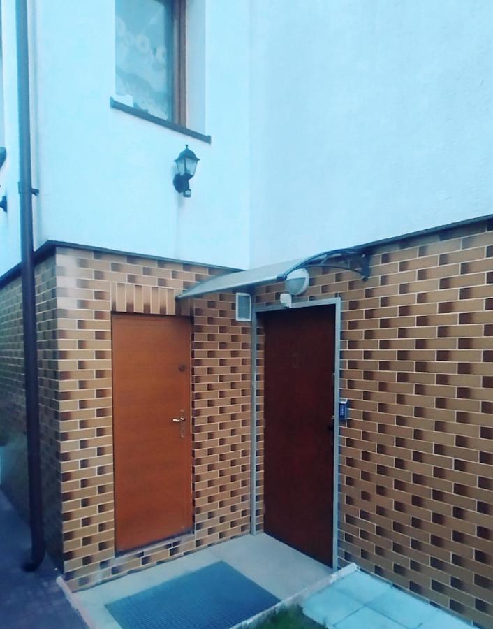 Хостел Bialy Slon Delux Гдыня Экстерьер фото